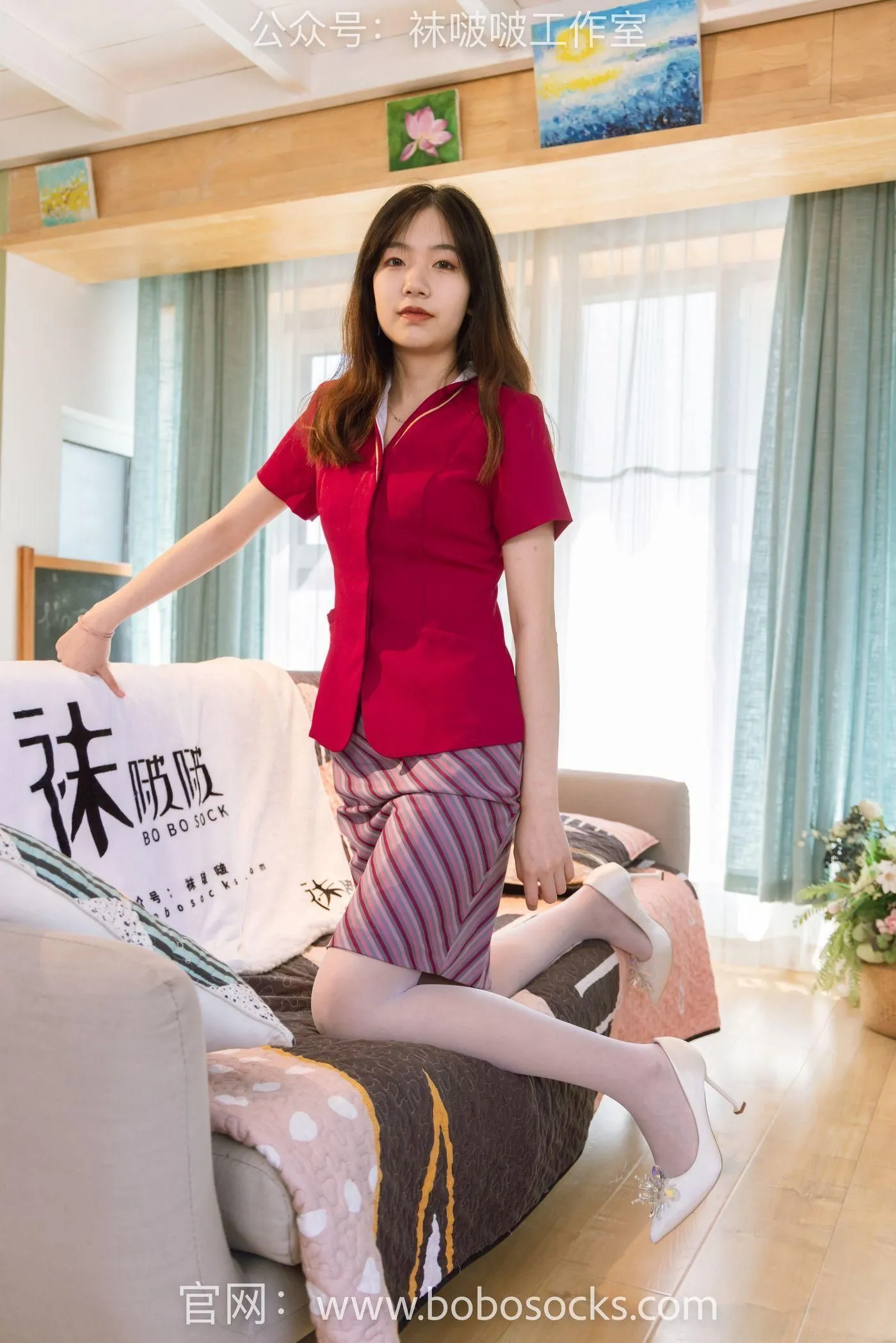 [BoBoSocks袜啵啵]NO.099 小甜豆-高跟鞋、黑丝、白丝 [140P]插图
